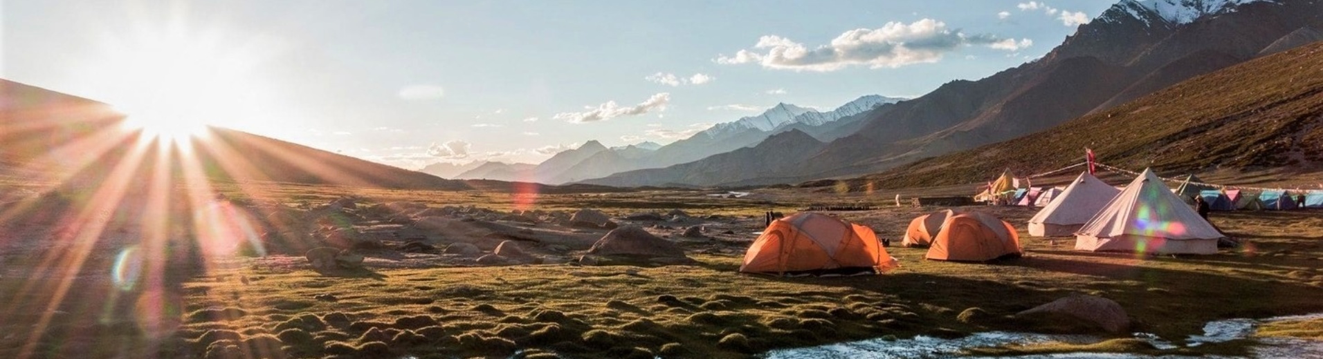 Lever de soleil sur la vallée de Markha