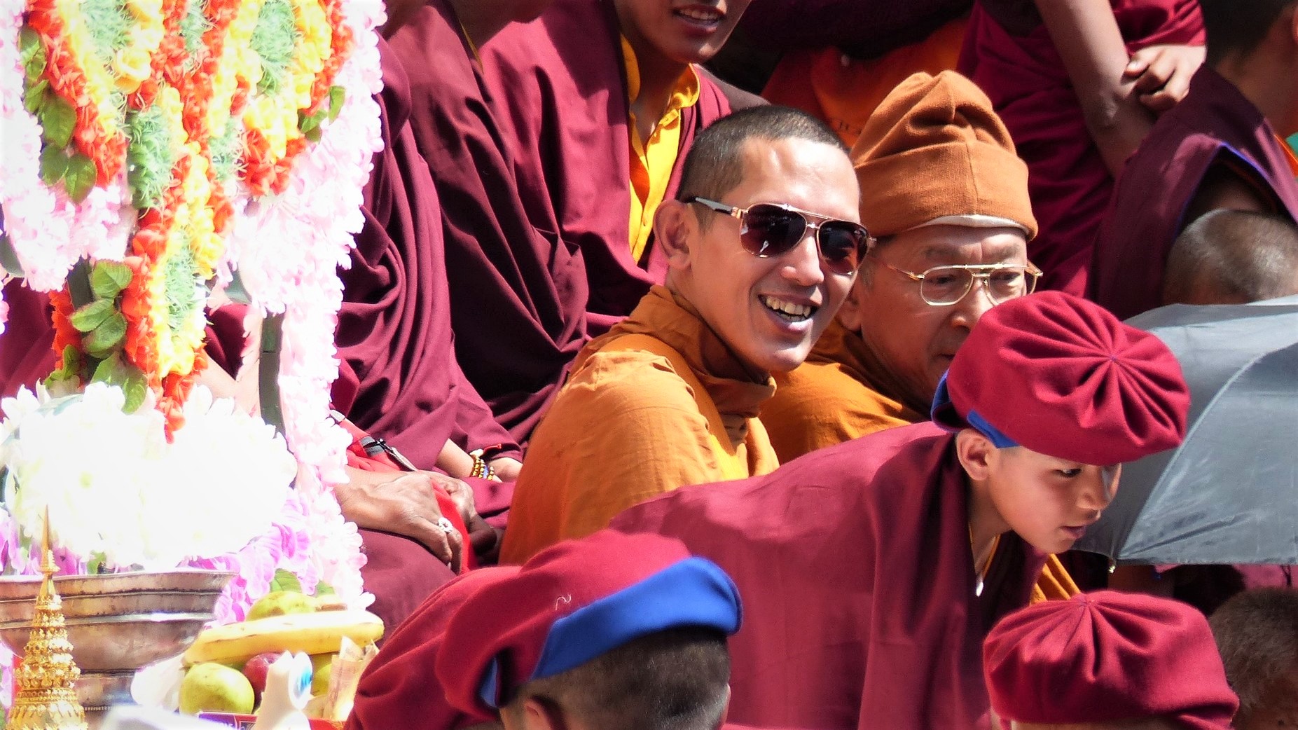 Moines riant lors d'un festival annuel, Ladakh