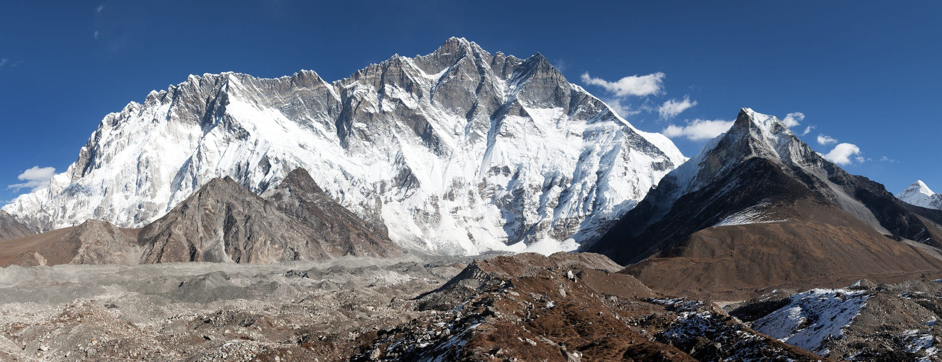 lhotse-island-peak